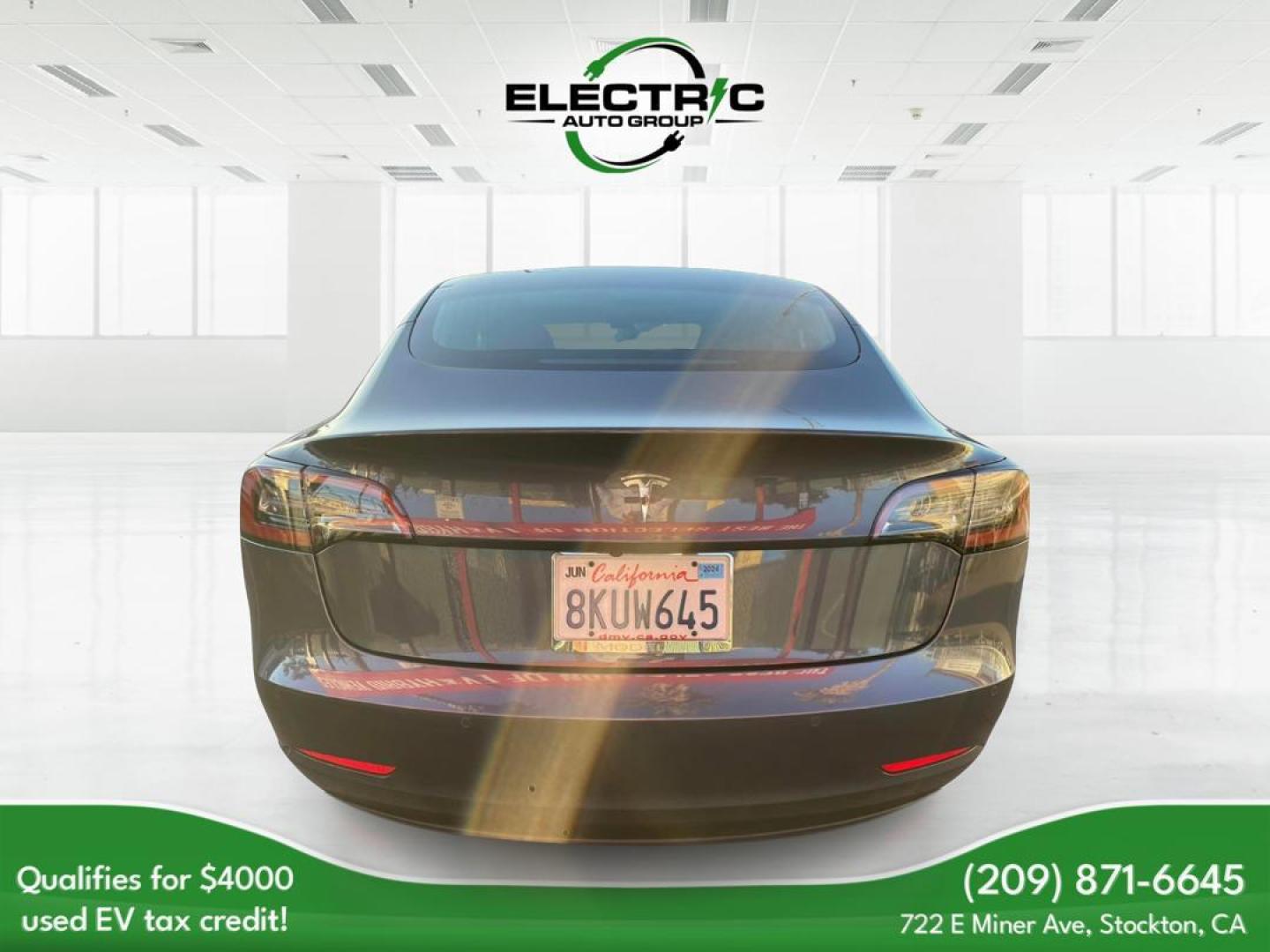 2019 /BLACK Tesla Model 3 Base (5YJ3E1EAXKF) with an ELECTRIC engine, 1A transmission, located at 722 E Miner Ave, Stockton, CA, 95202, (209) 871-6645, 37.956711, -121.282310 - PLUS TAXES AND FEE - Photo#5