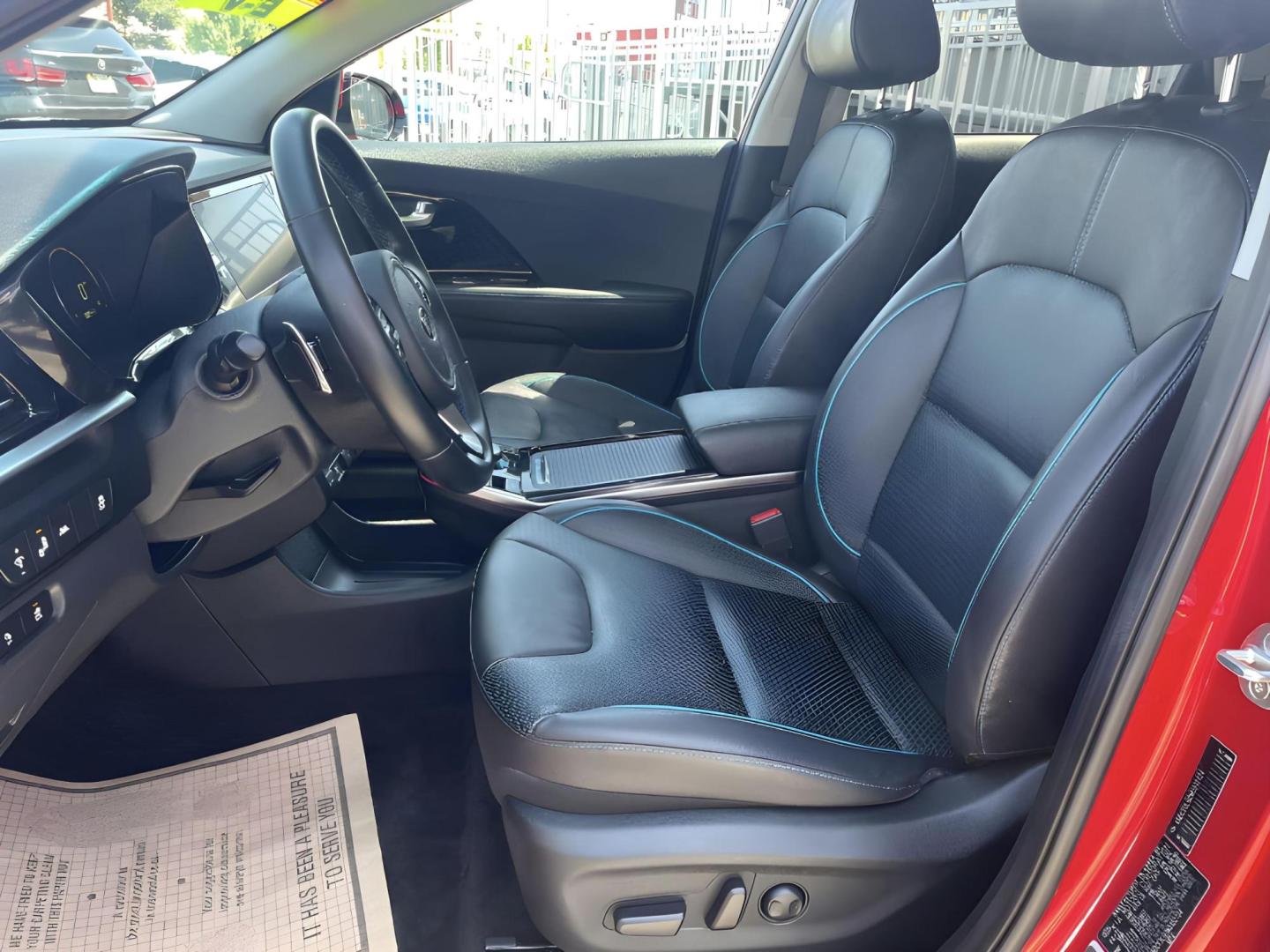 2021 RED Kia Niro EV EX Premium (KNDCE3LG0M5) , 6A transmission, located at 722 E Miner Ave, Stockton, CA, 95202, (209) 871-6645, 37.956711, -121.282310 - PLUS TAXES AND FEES - Photo#7