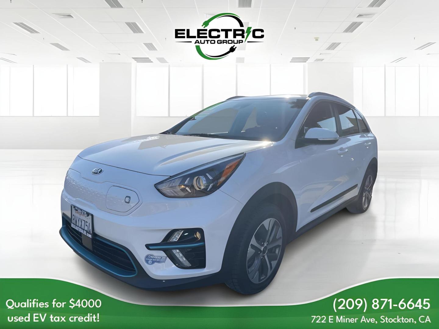 2021 WHITE /Black Kia Niro EV EX (KNDCC3LG1M5) , 6A transmission, located at 722 E Miner Ave, Stockton, CA, 95202, (209) 871-6645, 37.956711, -121.282310 - PLUS TAXES AND FEES - Photo#2