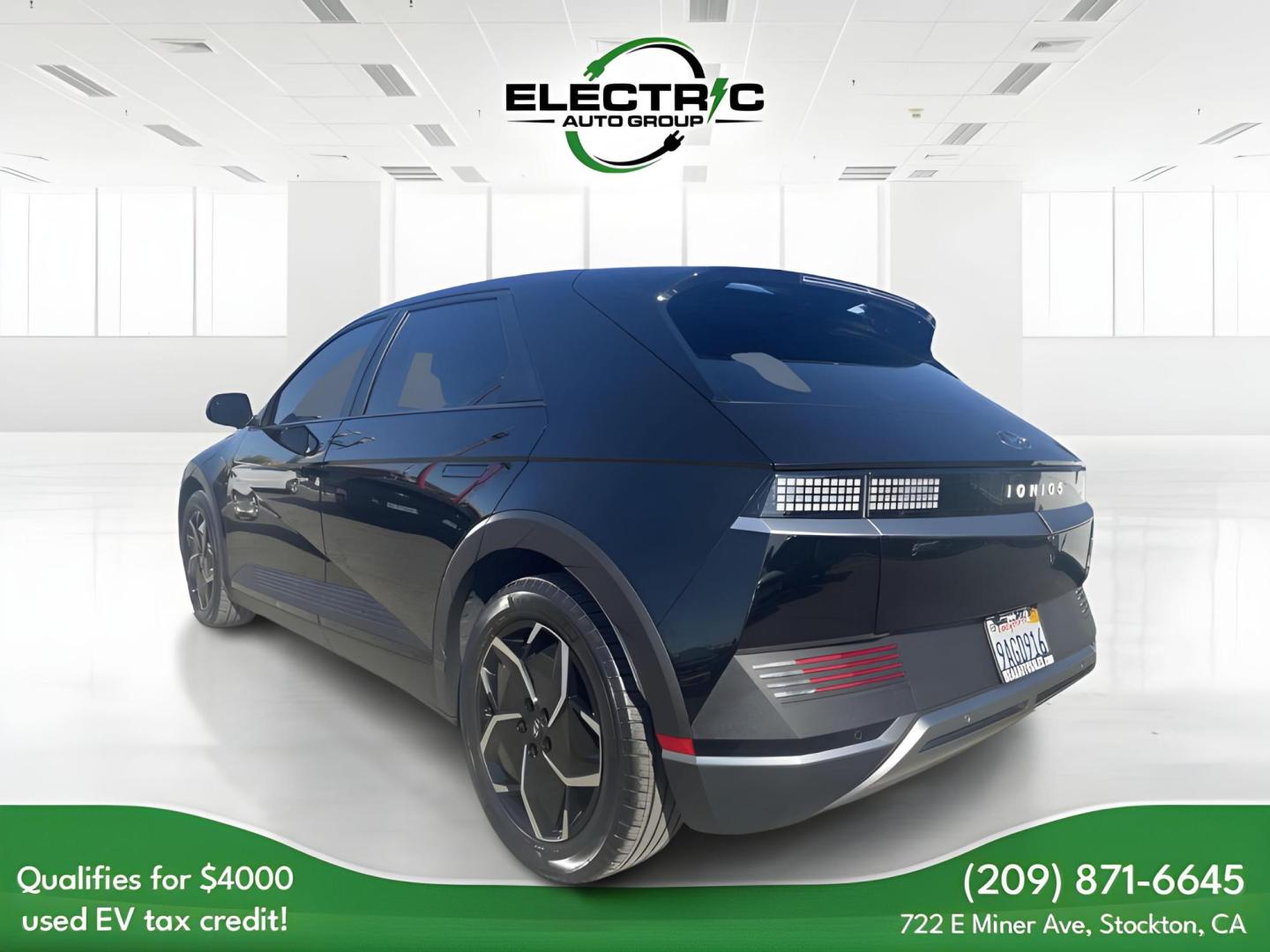 2022 BLACK Hyundai Ioniq 5 SE (KM8KMDAF1NU) with an ELECTRIC engine, located at 722 E Miner Ave, Stockton, CA, 95202, (209) 871-6645, 37.956711, -121.282310 - PLUS TAXES AND FEES - Photo#4