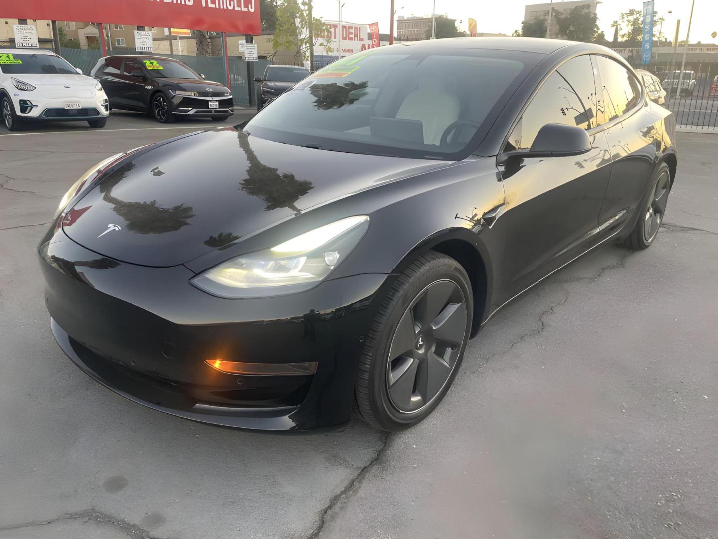 2021 BLACK Tesla Model 3 Standard Range Plus (5YJ3E1EA0MF) with an ELECTRIC engine, 1A transmission, located at 722 E Miner Ave, Stockton, CA, 95202, (209) 871-6645, 37.956711, -121.282310 - PLUS TAXES AND FEES - Photo#9