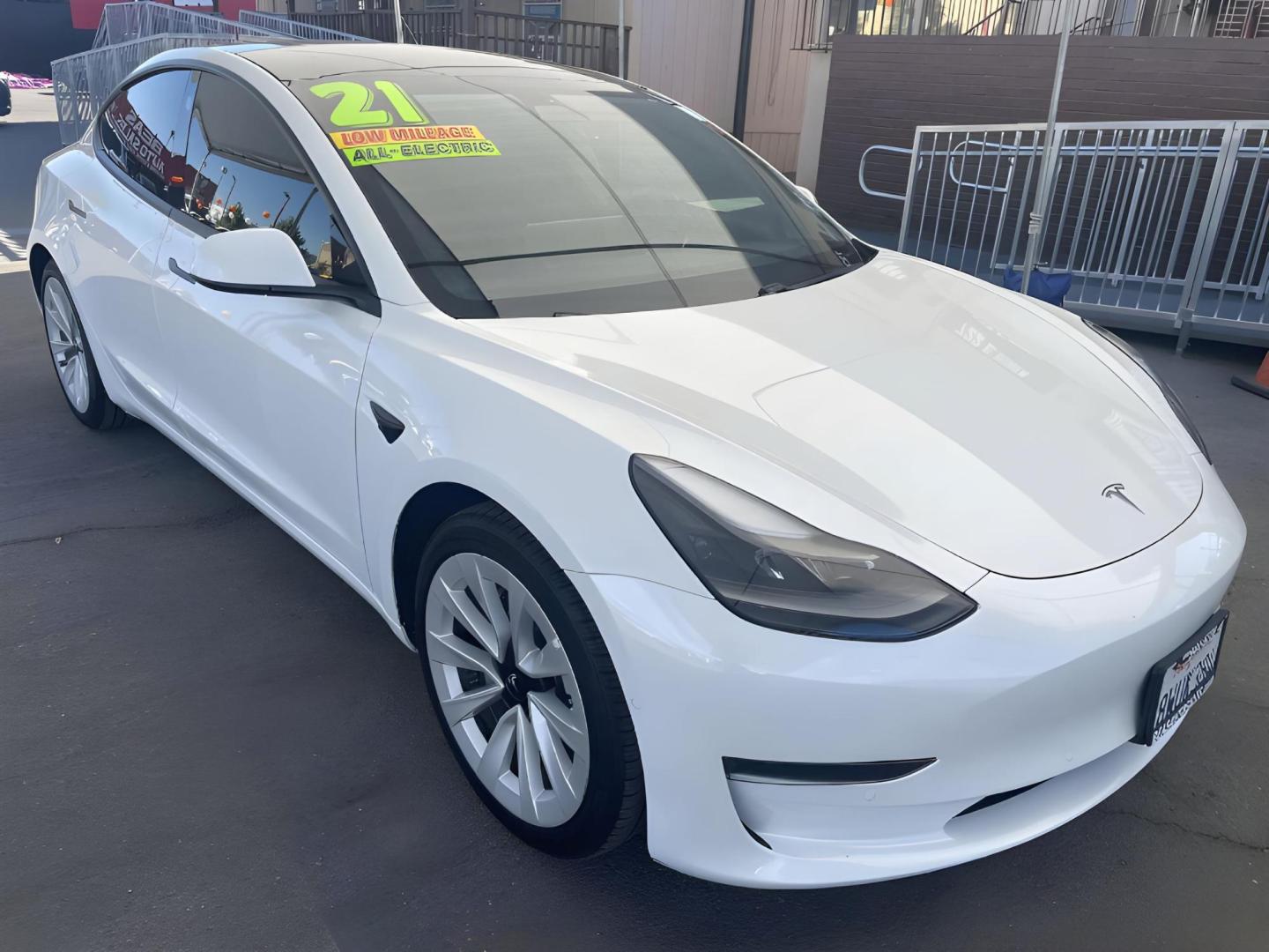 2021 Tesla Model 3 Standard Range Plus (5YJ3E1EA9MF) with an ELECTRIC engine, 1A transmission, located at 722 E Miner Ave, Stockton, CA, 95202, (209) 871-6645, 37.956711, -121.282310 - PLUS TAXES AND FEES - Photo#8