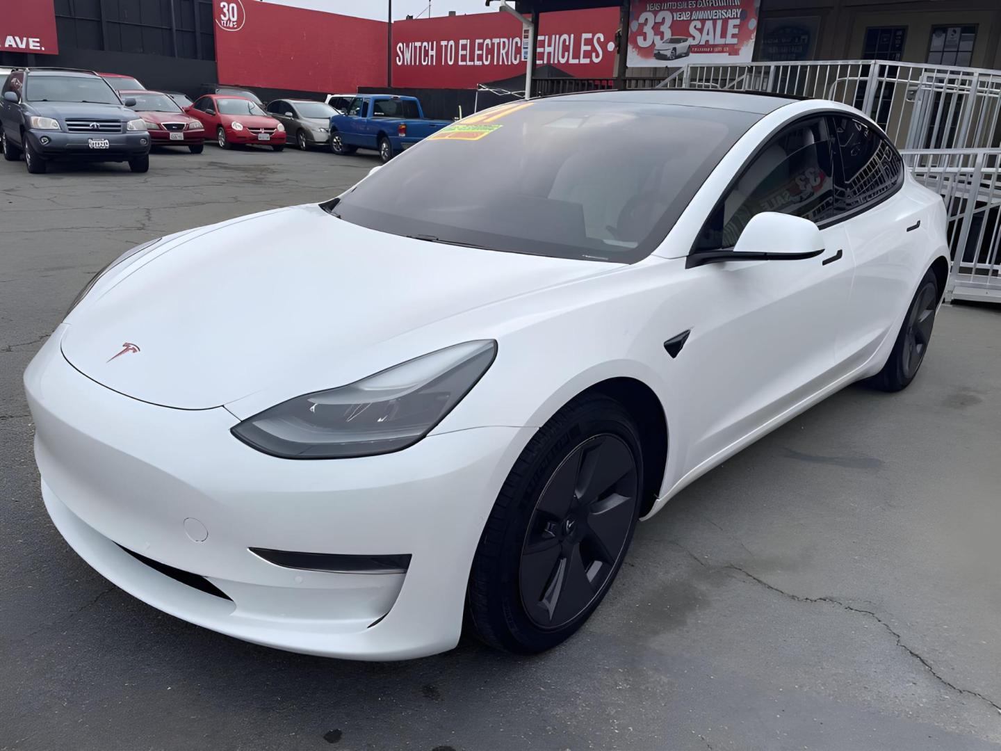 2021 WHITE Tesla Model 3 Standard Range Plus (5YJ3E1EA6MF) with an ELECTRIC engine, 1A transmission, located at 722 E Miner Ave, Stockton, CA, 95202, (209) 871-6645, 37.956711, -121.282310 - PLUS TAXES AND FEES - Photo#8