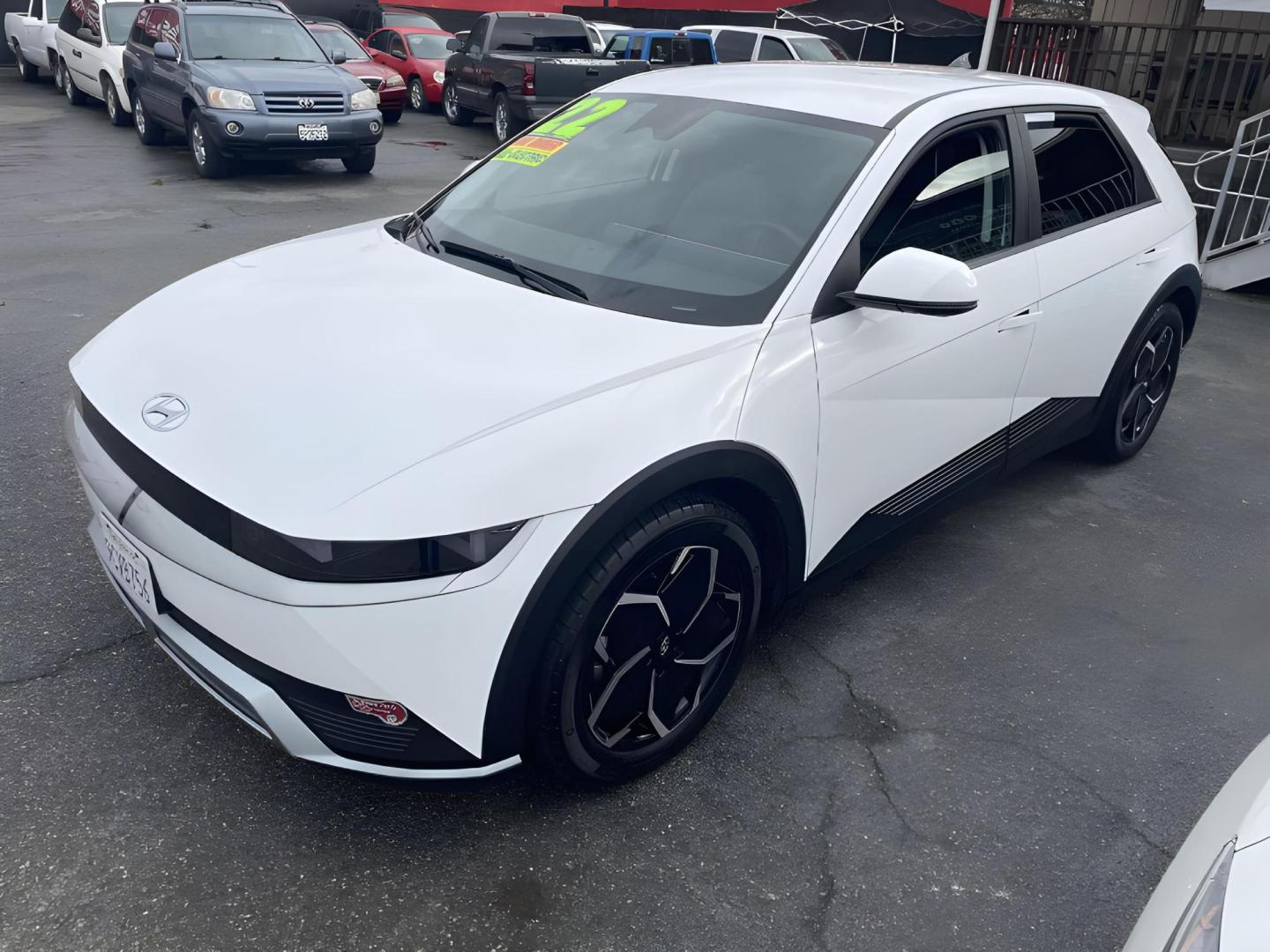 2022 WHITE Hyundai Ioniq 5 SEL (KM8KN4AE7NU) with an ELECTRIC engine, located at 722 E Miner Ave, Stockton, CA, 95202, (209) 871-6645, 37.956711, -121.282310 - PLUS TAXES AND FEES - Photo#10