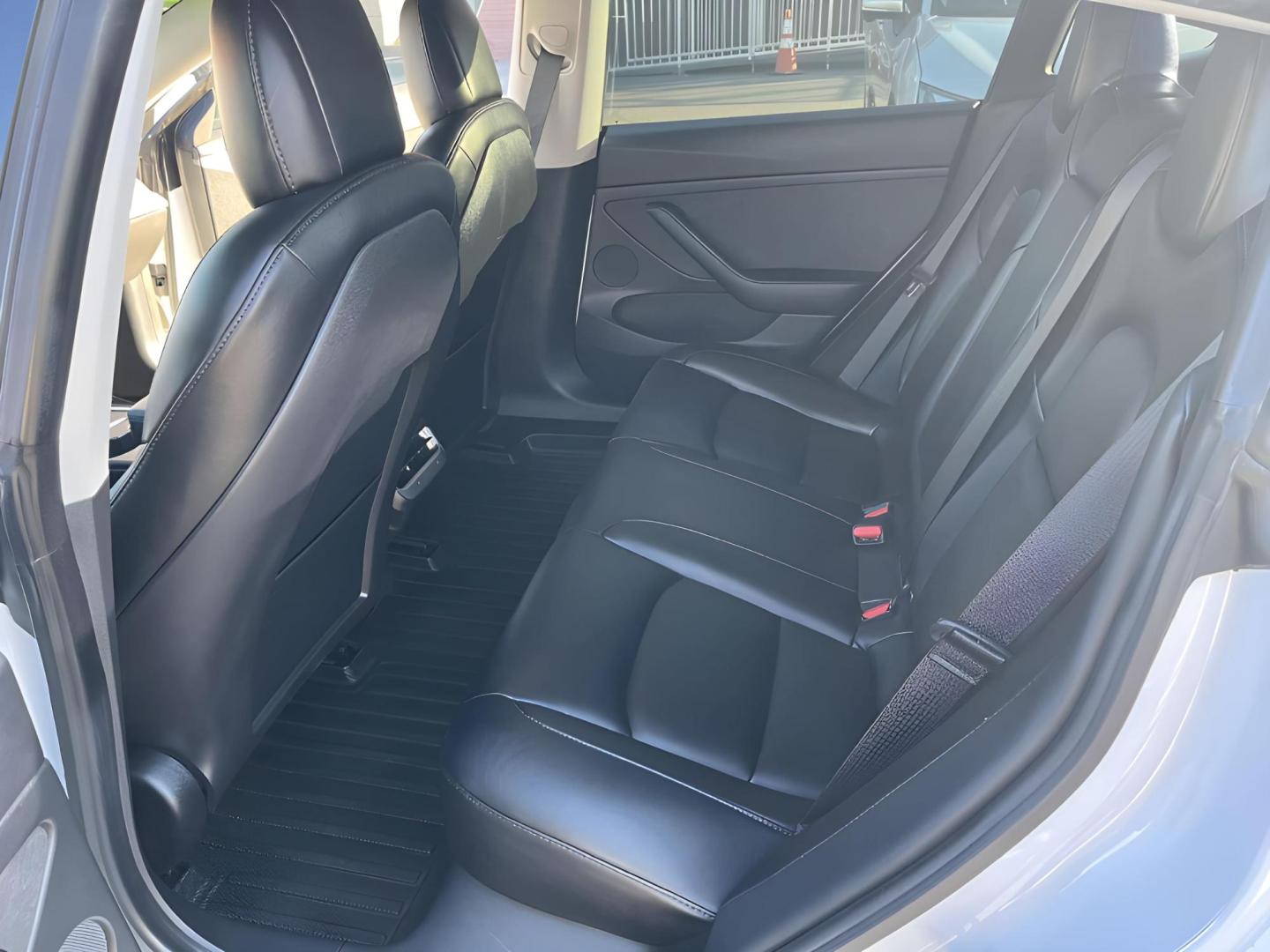 2021 WHITE Tesla Model 3 Standard Range Plus (5YJ3E1EA8MF) with an ELECTRIC engine, 1A transmission, located at 722 E Miner Ave, Stockton, CA, 95202, (209) 871-6645, 37.956711, -121.282310 - PLUS TAXES AND FEES - Photo#13