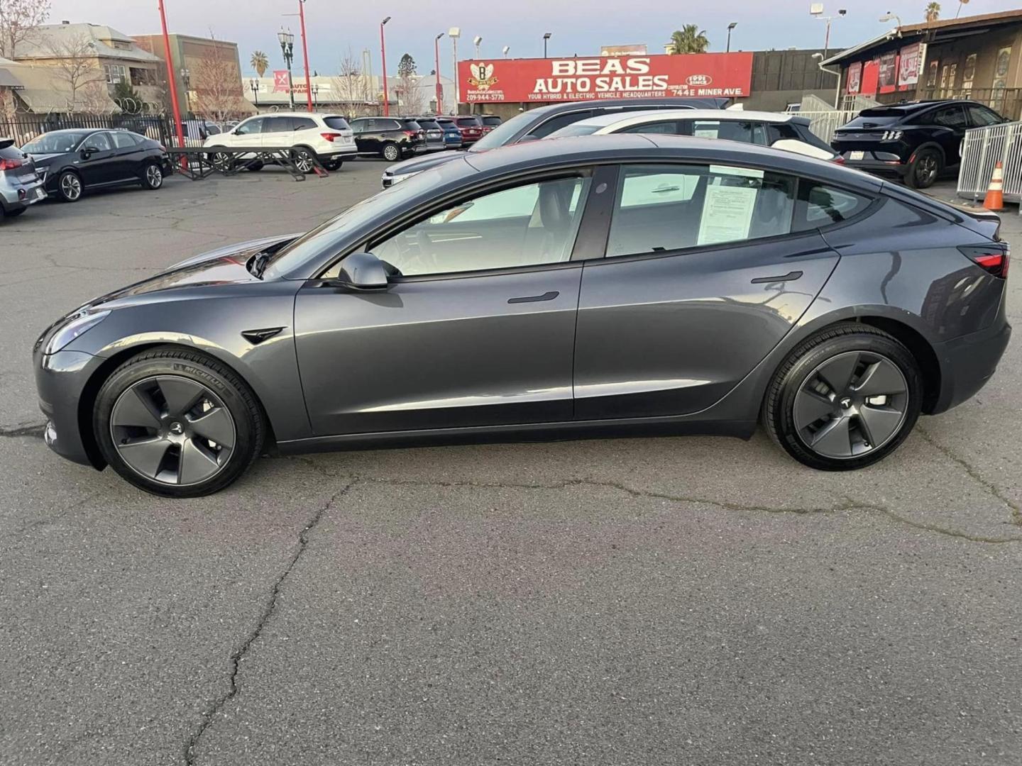 2022 Tesla Model 3 Standard Range Plus (5YJ3E1EA5NF) with an ELECTRIC engine, 1A transmission, located at 722 E Miner Ave, Stockton, CA, 95202, (209) 871-6645, 37.956711, -121.282310 - PLUS TAXES AND FEES FULLY ELECTRIC VEHICLE - Photo#16