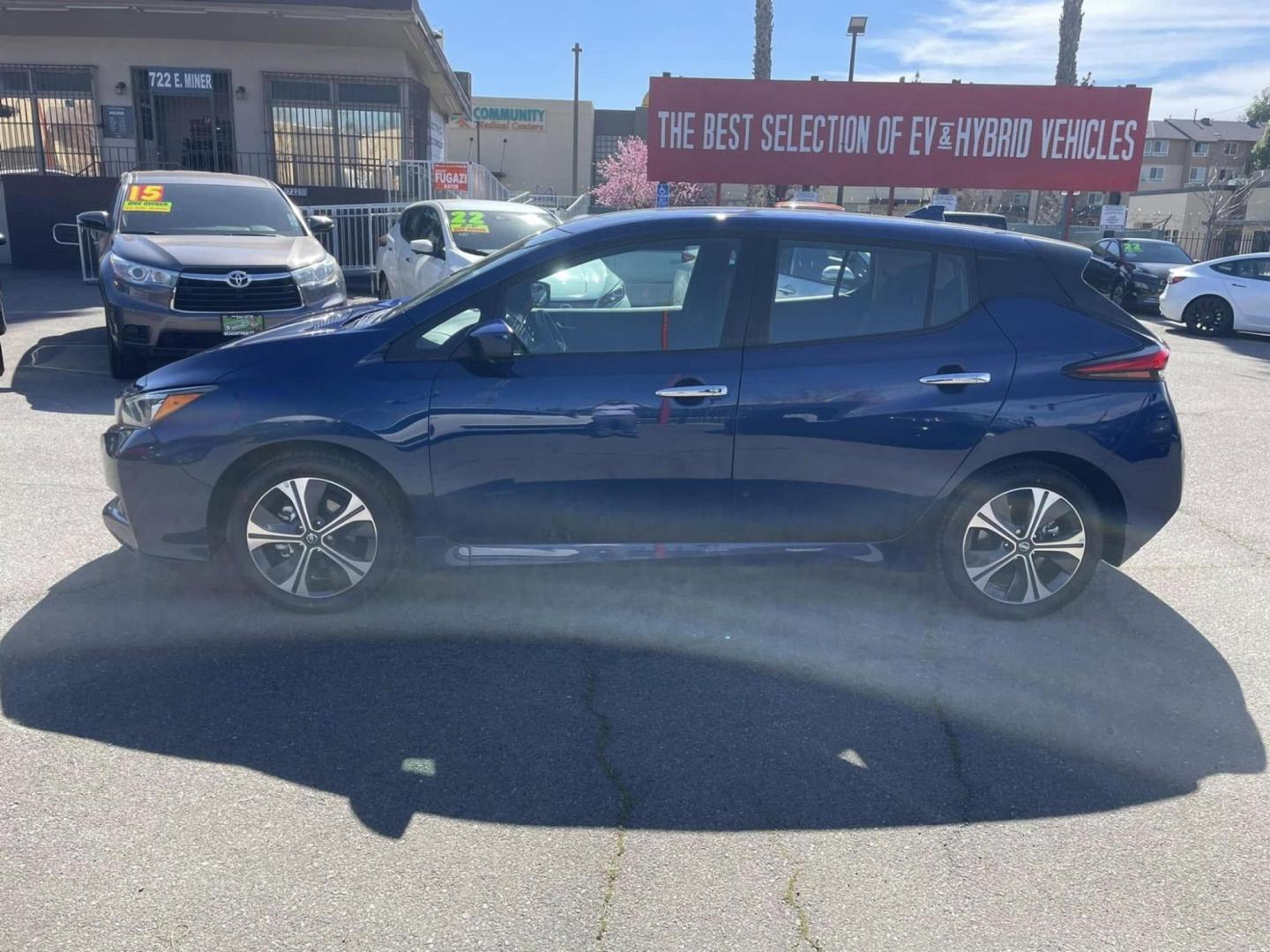 2022 Nissan LEAF SV (1N4BZ1CV7NC) with an ELECTRIC engine, CVT transmission, located at 722 E Miner Ave, Stockton, CA, 95202, (209) 871-6645, 37.956711, -121.282310 - PLUS TAXES AND FEES - Photo#17