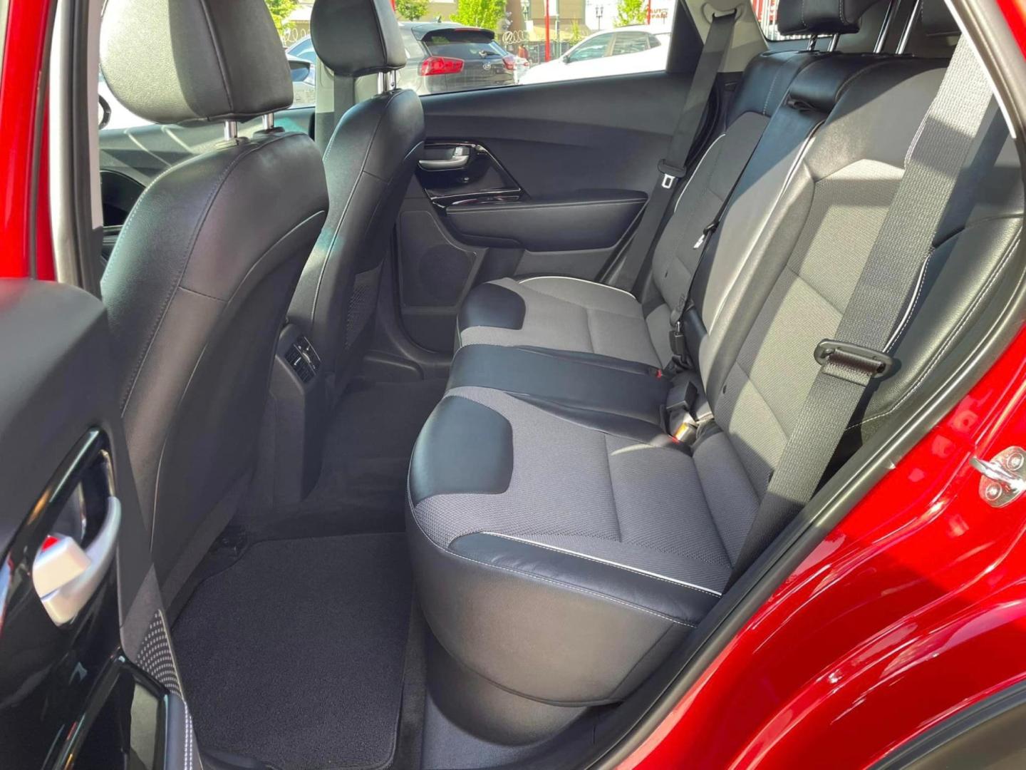 2020 RED /BLACK Kia Niro EV EX (KNDCC3LG9L5) , 6A transmission, located at 722 E Miner Ave, Stockton, CA, 95202, (209) 871-6645, 37.956711, -121.282310 - Up to $4,000 in Savings This vehicle may qualify for the Pre-Owned Clean Vehicle tax credit made available to taxpayers in the Inflation Reduction Act. For comprehensive details on the full range of eligibility requirements and to gain further insight into the Pre-Owned Clean Vehicle tax credit, w - Photo#12